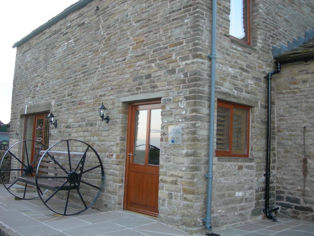Common Barn Farm B & B Маклсфилд Экстерьер фото