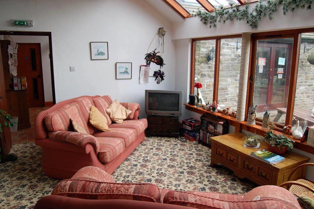 Common Barn Farm B & B Маклсфилд Экстерьер фото